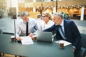 Banking and financial legal assistance